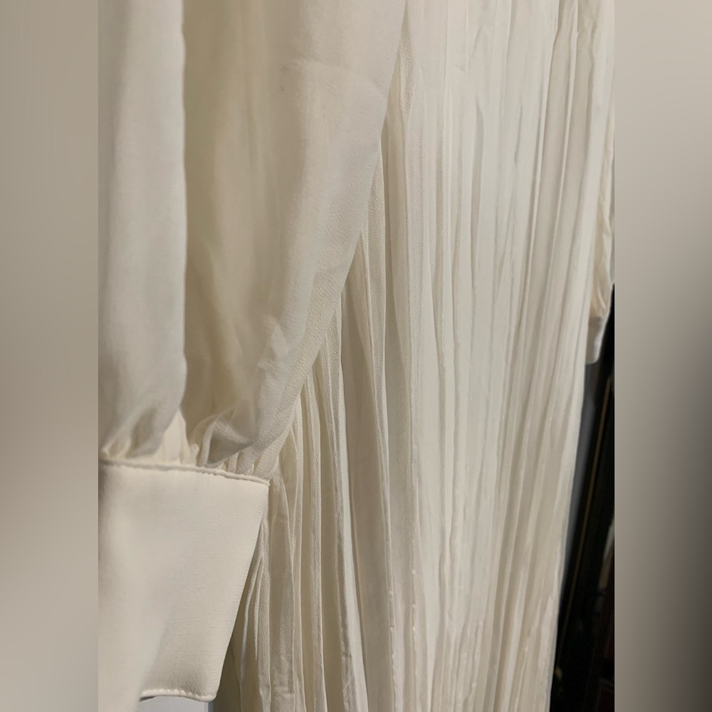 Nordstrom Elegant White Long Sleeve Pleated Dress - Picture 5 of 8